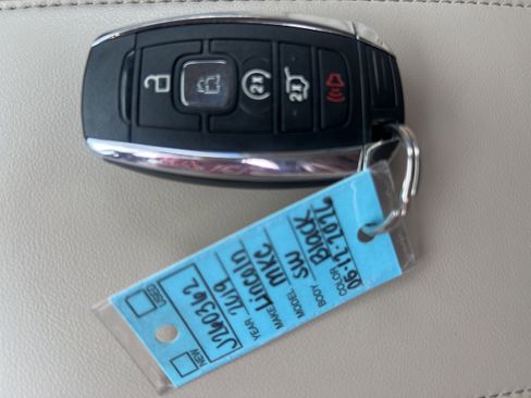 Used 2019 Lincoln MKC Select w/ Select Plus Package FWD image 26