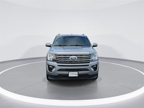 Used 2020 Ford Expedition XLT w/ Equipment Group 202A image 3