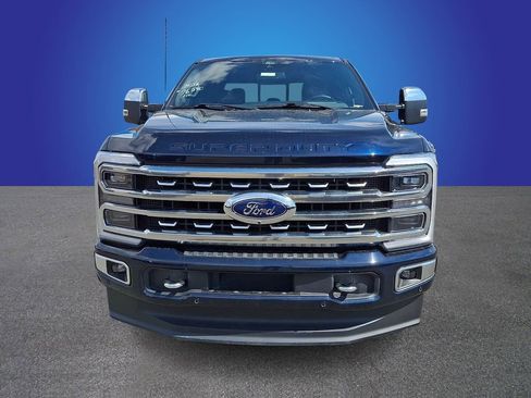 Used 2024 Ford F250 Platinum image 2
