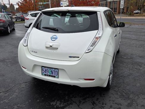 Used 2016 Nissan Leaf S w/ Charger Package image 9