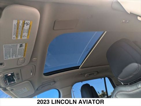 Used 2023 Lincoln Aviator Reserve w/ Equipment Group 201A AWD/4WD image 23