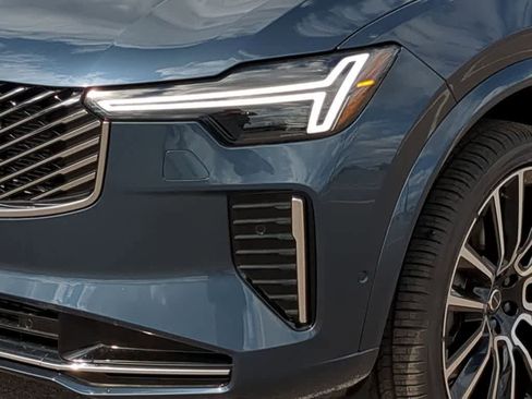 New 2026 Volvo XC90 B6 Plus AWD/4WD image 10