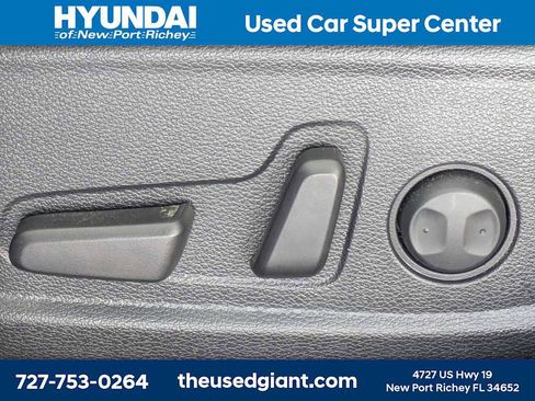 Used 2023 Kia Seltos EX AWD/4WD image 23