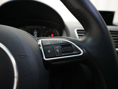 Used 2018 Audi Q3 2.0T Premium Plus w/ Premium Plus Package image 19