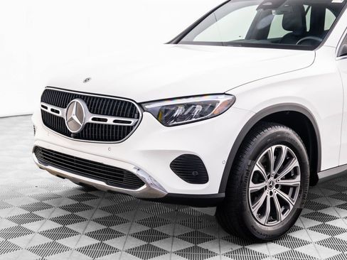 Certified 2025 Mercedes-Benz GLC 300 4MATIC image 32