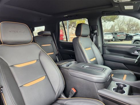 Used 2024 GMC Yukon AT4 w/ AT4 Premium Plus Package image 15