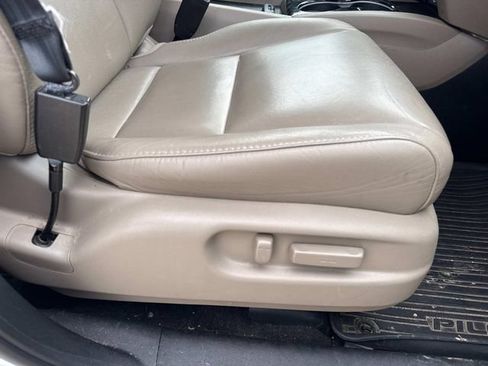 Used 2022 Honda Pilot Touring image 13