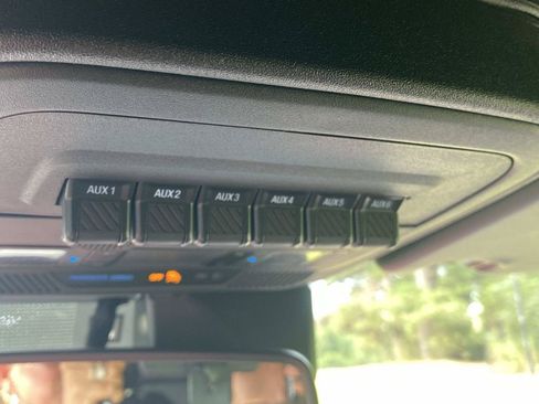 Used 2024 Ford Bronco Outer Banks AWD/4WD image 30
