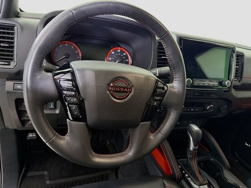 Used 2023 Nissan Frontier PRO-4X w/ Pro-4X Premium Package AWD/4WD image 12
