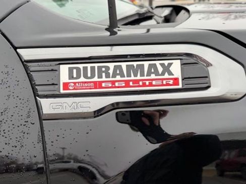 Used 2022 GMC Sierra 2500 AT4 w/ Gooseneck/5TH Wheel Package image 8