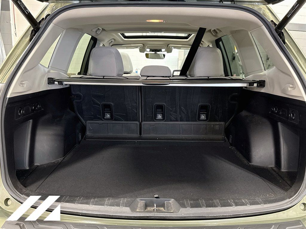 Used 2020 Subaru Forester Premium AWD/4WD image 28