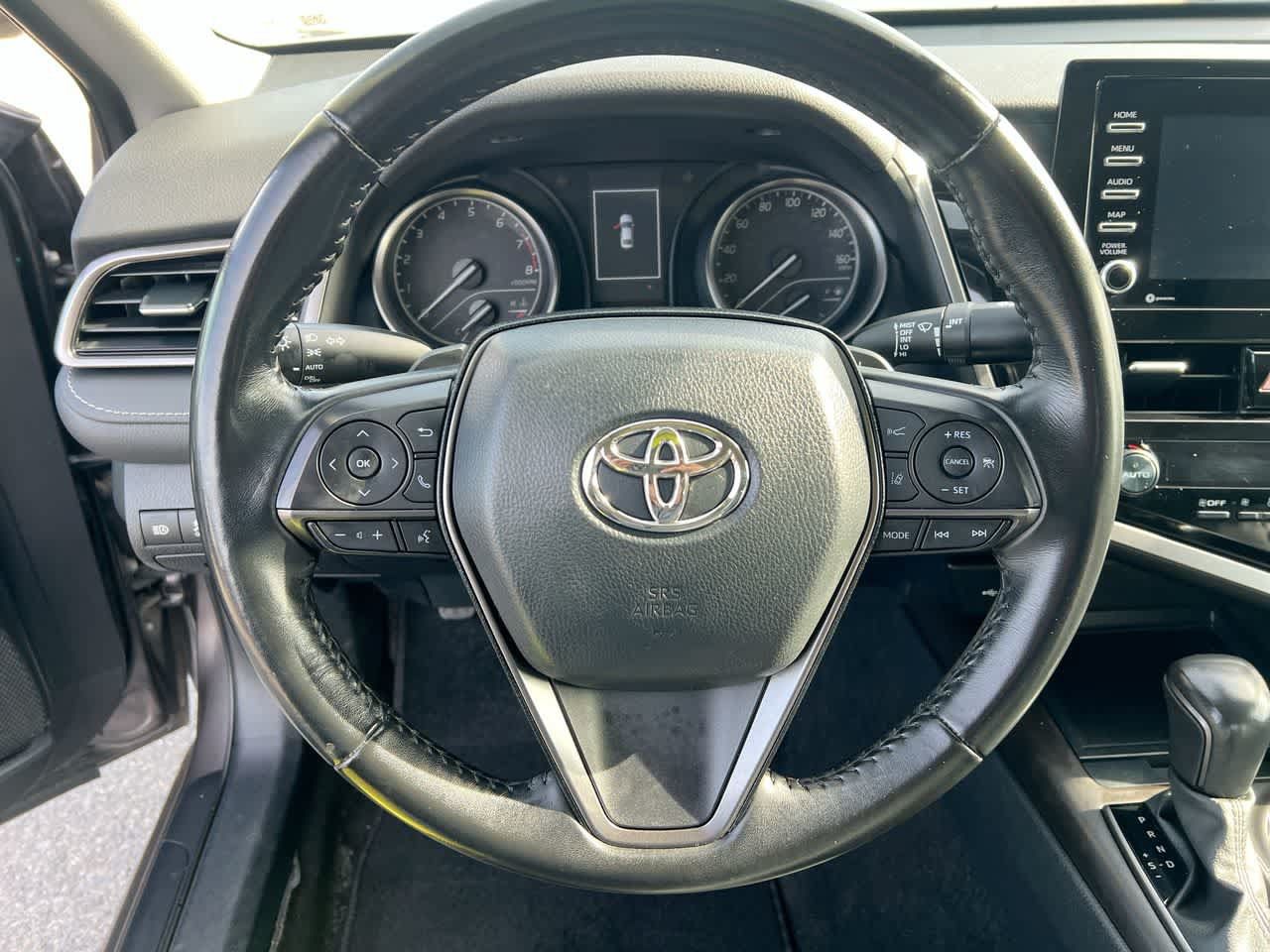 Used 2023 Toyota Camry SE FWD image 14