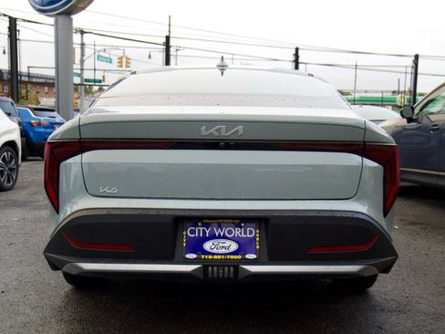 Used 2025 Kia K4 FWD image 3