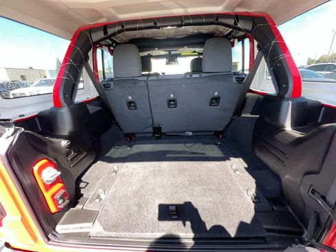 Used 2026 Jeep Wrangler Unlimited Sport AWD/4WD image 24