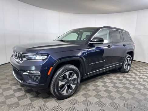 Used 2022 Jeep Grand Cherokee Limited 4xe image 7