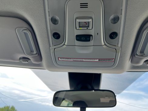Used 2021 Toyota Prius LE w/ Carpet Mat Package (TMS) FWD image 30
