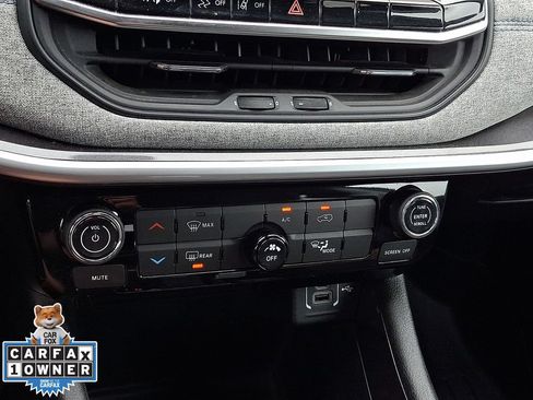 Used 2022 Jeep Compass Latitude AWD/4WD image 19