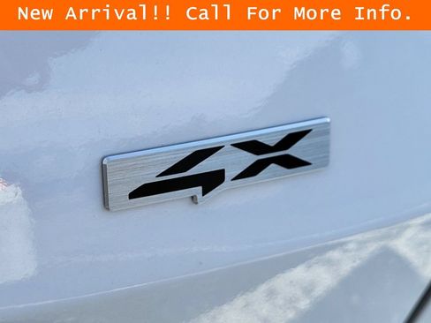 Used 2024 Kia Sportage SX AWD/4WD image 11