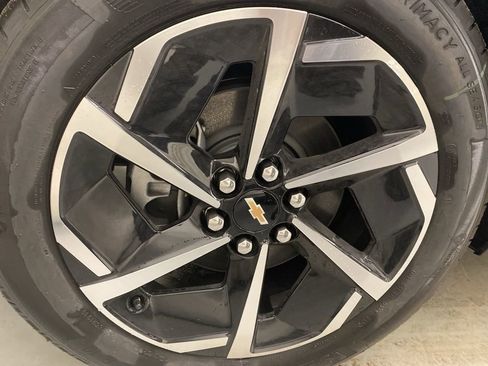 New 2026 Chevrolet Equinox EV LT FWD image 27