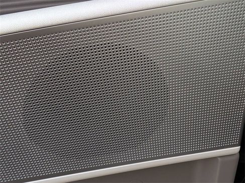 Used 2023 Hyundai Ioniq 6 SEL image 10