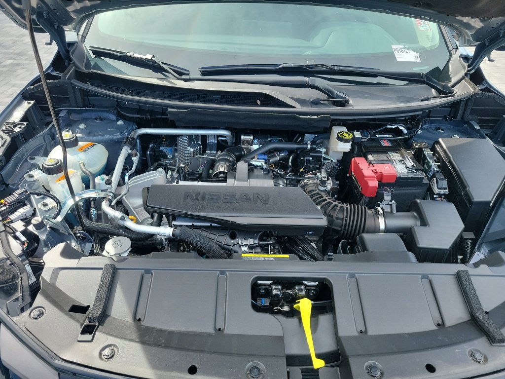 Used 2026 Nissan Rogue SV FWD image 29