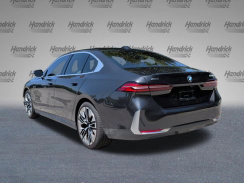 Used 2026 BMW 530i xDrive w/ Premium Package AWD/4WD image 9