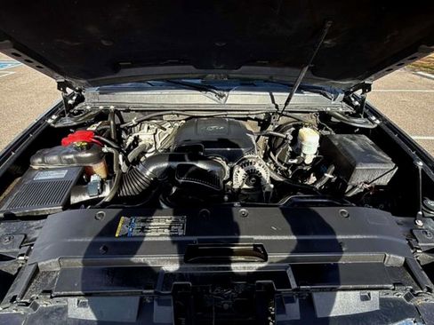 Used 2011 GMC Yukon Denali image 22