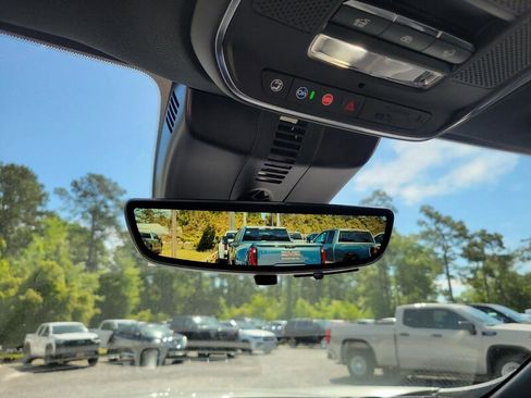 New 2026 GMC Acadia Denali w/ Super Cruise Package image 22