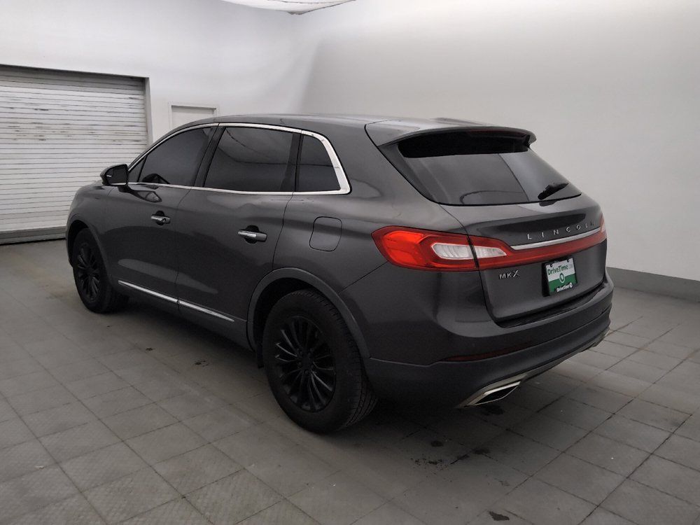 Used 2017 Lincoln MKX Select w/ Lincoln MKX Climate Package FWD image 3