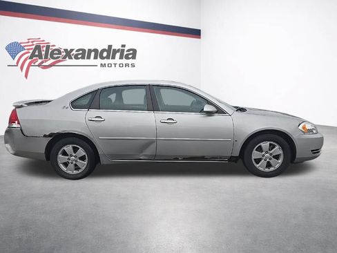 Used 2008 Chevrolet Impala LT FWD image 5