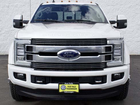 Used 2019 Ford F450 Limited image 2