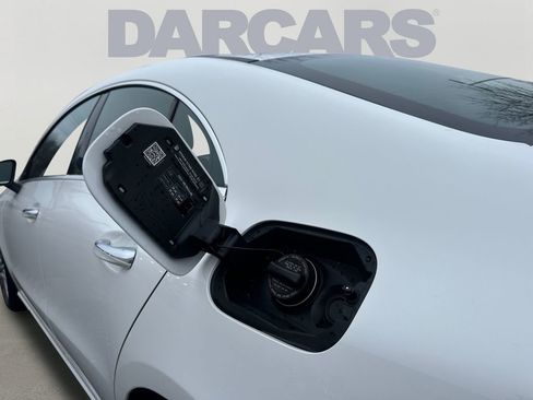 Used 2025 Mercedes-Benz CLA 250 4MATIC image 31