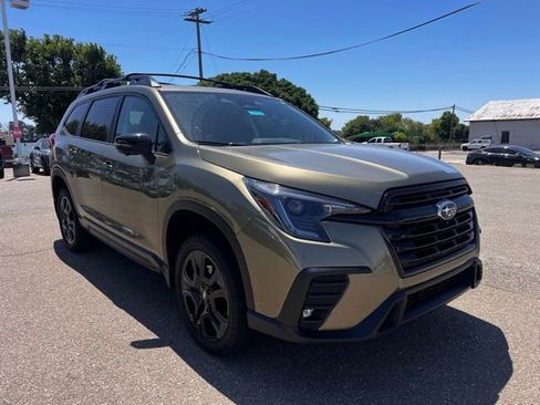 Used 2023 Subaru Ascent Onyx Edition Limited AWD/4WD image 2