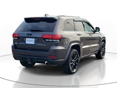 Used 2021 Jeep Grand Cherokee Altitude AWD/4WD image 4