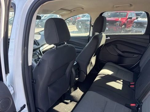 Used 2016 Ford Escape SE w/ Equipment Group 201A image 23