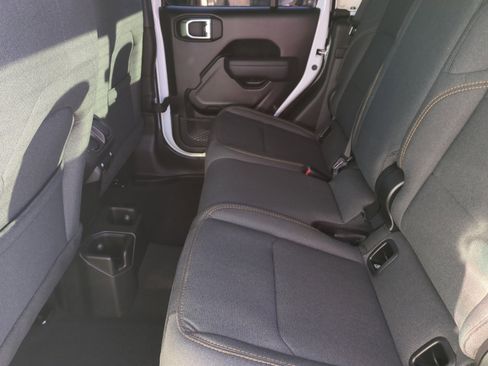 New 2026 Jeep Gladiator Sport image 17