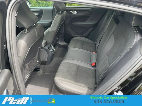 Used 2023 Volvo C40 P8 Recharge Ultimate AWD/4WD image 44