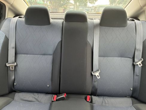 Used 2025 Nissan Versa SV FWD image 35