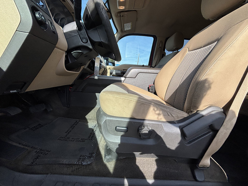 Used 2015 Ford F250 XLT w/ XLT Value Package AWD/4WD image 16