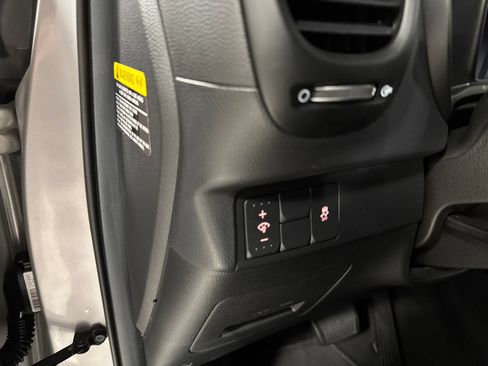Used 2014 Kia Soul ! FWD image 18