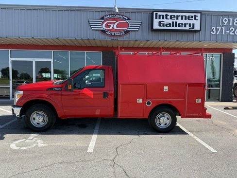 Used 2016 Ford F250 XL w/ Power Equipment Group RWD image 1