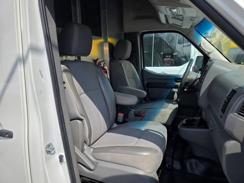 Used 2020 Nissan NV 2500 S RWD image 9