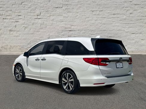 Used 2023 Honda Odyssey Touring image 3