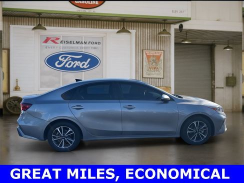 Used 2024 Kia Forte LXS image 26