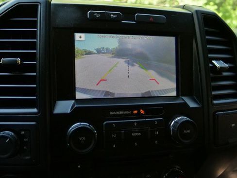 Used 2017 Ford F150 XL w/ Equipment Group 101A Mid AWD/4WD image 5