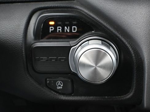 Used 2024 RAM 1500 Laramie RWD image 22