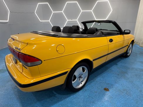 Used 1998 Saab 900 SE Turbo FWD image 41