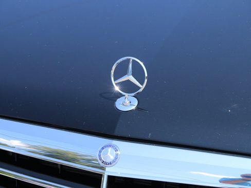 Used 2011 Mercedes-Benz E 350 Sedan image 12