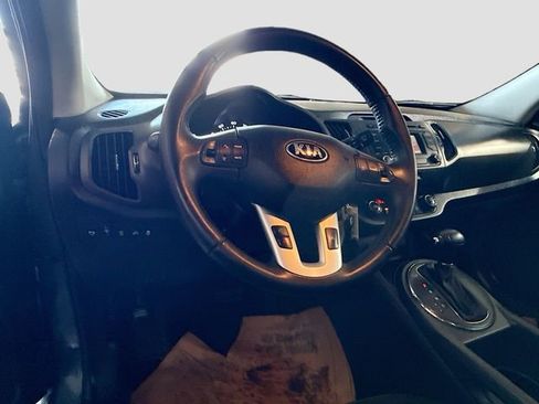Used 2013 Kia Sportage EX image 12