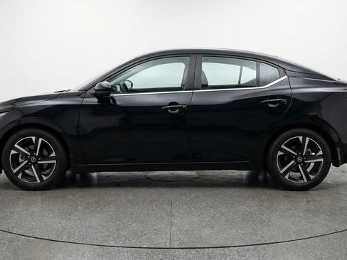 Used 2025 Nissan Sentra SV image 5